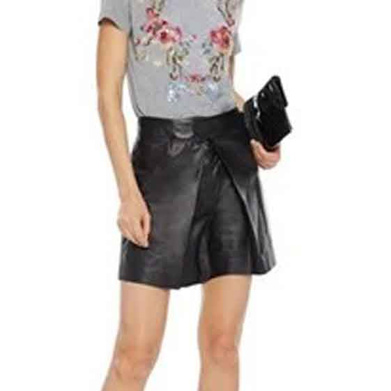 New Style Women Leather Shorts in Black