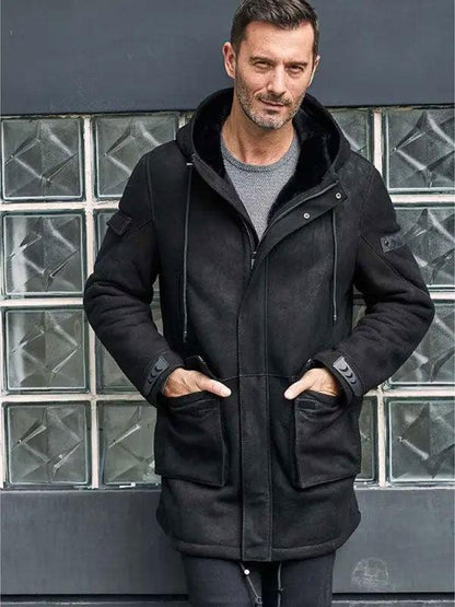 Men's Black Sheepskin Outwear Winter Fur Coat Leather Overcoat